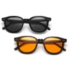 النظارات الشمسية برشام مربع إطار الرجال النساء رمادي العدسة البرتقالية UV400 حماية النظارات تصميم الأزياء gafas de sol