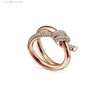 Designer Knot Ring Luxury Diamonds Fashion for Women Classic Jewelry 18k Gold Plated Rose Wedding Gift with Box Wholesale