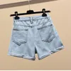 Kobiety dżinsowe dżinsy kobiety Summer 2023 Mini w talii mini Short dla damskiej dżinsowej czarny