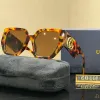 Модные Классические Дизайнерские Солнцезащитные Очки Для Мужчин Металлическая Квадратная Золотая Оправа UV400 Унисекс Винтажные Солнцезащитные Очки Защитные Очки С Коробкой