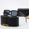 Rechteckige Designer-Sonnenbrille für Damen für Damen. Mode im Freien Zeitlos im klassischen Stil