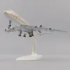 Aircraft Modle Metal Model 20cm 1 400 Saudi B747 Replica Alloy Material med landningsutrustning Ornament Barnleksaker Pojkegåvor 231118