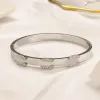 Stile di lusso Lettera di moda Designer Bracciale da uomo Braccialetti da donna Accessorio di gioielli di marca Regalo di anniversario di alta qualità FQSG