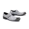 Wingtip Oxfords Men clássico Bragues brancos Brogues formais de ferro quadrado de pé de ferro italiano Sapatos elegantes de casamento B Gents B