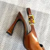 Cuir verni Bout pointu Slingback Dress Shoes Sandales de gladiateur Boucle de cheville Semelle extérieure en cuir 105 mm Escarpins à talon en fer à cheval Chaussures de soirée de luxe pour femmes