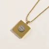 Projektant Letter Wisiant Naszyjniki Złota Plakowane metalowe naszyjnik Kobiety Akcesoria klejnotów