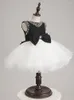 Mädchenkleider Vkiss Store Mädchen Abendkleid Reißverschluss Weiß und Schwarz Schleife Niedriger Preis Pailletten Perlenstickerei