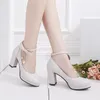 Dress Shoes Plus Size 35-39 Damesschoenen Hoge hakken Lady Sexy Glitter Chain Pu Fashion Pumps Vrouwelijk Stiletto Wedding Bridal Pink Silk Shoes 230419