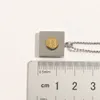 Projektant Letter Wisiant Naszyjniki Złota Plakowane metalowe naszyjnik Kobiety Akcesoria klejnotów