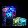 Barra de cubos de gelo LED Flash Cubo de cristal de mudança automática Iluminação ativada por água 7 cores para festa romântica Casamento Presente de Natal