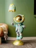 Dekorative Objekte Figuren Moden Stil Astronaut Harz Kunst Statue Geschenk Wohnzimmer Dekor Mode Skulptur Ornamente Heimdekoration Tischfiguren 231117