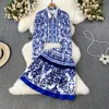 En linje två bits klänning Spring Autumn Runway Blue and White Porcelain Print 2 Piece Set Women Fashion Luxury Print Shirt Top Pleated Mini kjoldräkt 2024