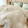 Sängkläder sätter elegant spetsbubbla Gaze -täcke täcke med lakan Princess Style Soft Skin Friendly French Romantic Shets 231118