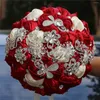 Dekorativa blommor Produkt Satin Rose Bouquet för brud Golden Rhinestone Wedding Flower Bridesmaids Handdekor Elegant brudkristall