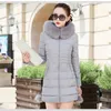 Lightweight Warm Clothes for Woman Duck Feather Women's Down Coats Wholesale Low Moq Custom Logo Cotton Winter Jacket for Women