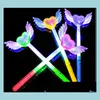 Andra evenemangsfestleveranser LED Magic Wands Flash Fairy Angel Heart Wings Wand Cosplay Fancy Dress Glow Sticks Light Up Atmosphere DHVPT