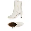 Bottines pour femmes célèbres BRINA 85 mm Belle tête ronde en cuir blanc noir Bague en or Boucles de perles embellies Italie Idée Talons grossiers Cheville Bottines courtes EU 35-43