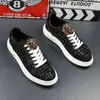 Nouveau luxe hommes mode chaussures décontractées or/rouge paillettes loisirs sans lacet Rivets mocassins homme fête désherbage A7