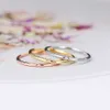 Anneaux de bande ZHOUYANG anneaux délicats pour les femmes Micro-inserts zircon cubique mince bague de doigt mode bijoux anneau KCR101
