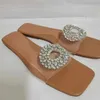 NXY Sandals Summer Rhinestone Flats vrouwen transparante kristal platte slippers comfortstrand slipper plus size luxe dia's 230406