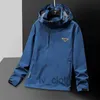 Giacca da uomo giacca corta designer di marca pullover da uomo outdoor abbigliamento da campeggio giacca da uomo antivento e antipioggia giacca da uomo a maniche lunghe con cerniera a prova di freddo