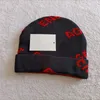 Chapéus de malha de luxo masculino feminino clássico alfabeto lã outono inverno ao ar livre quente flip-over headcap