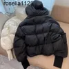 Nouveau 23SS Womans Designer Channel Down Jacket Automne Hiver Femmes Puffer Vestes Manteau Broderie C Revers Zipper Casual Mens Womens Down Jacket