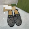 Projektant Slipper Men Canvas Calfskin MUL Zamknięte palce beżowe beżowe sandały Ebony Letni but z pudełkiem