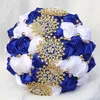 Dekorativa blommor Produkt Satin Rose Bouquet för brud Golden Rhinestone Wedding Flower Bridesmaids Handdekor Elegant brudkristall