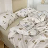Sängkläder set blommor set kawaii täcke täcker platt lakan kudde mjuk sängkläder singel full sovsal sovrum hemtextil