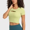 Camisas activas para mujer Fitness Yoga Top Color sólido acanalado Slim Fit manga corta gimnasio camiseta mujer transpirable correr chaleco con almohadillas para el pecho