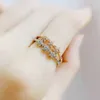 Pierścienie zespołowe pierścienie palce dla kobiet specjalne 3 gwiazdki Cubic cyrkon Rose złoto kolor srebrny kolor zaręczynowy prezent moda biżuteria r040