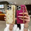 Designer phone cases for iPhone 14 15 13 Pro max 11 12 mini 7 8 plus x xs xr Old Flower Chain Wrist Strap Full Package 13 14 Phone Case