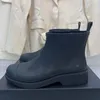 Vinterkvinnor Black Huashan Camellia Designer Short Martin Snow Boots Bekväma lätta utomhusresor