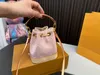 Omuz çantaları nano noe omuz crossbody çanta çanta tasarımcısı neonoe mini kova çantası el çantası kadın cüzdan çekme kabartma patent deri sırt çantası