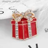 Pins Broschen Luxus Exquisite Weihnachtsbrosche Schneemann Weihnachtsmann Stiefelgirlande Modeschmuck Geschenk Weihnachtsdekoration BroschenL231120