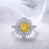 Cluster Rings Pormiana Classic Style 9K Real White Gold 0.5 Simulerat Yellow Diamond Engagment Ring Women Party Gift