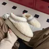 Pantuflas de felpa para mujer, botas clásicas ultramini con plataforma, botas de invierno cómodas con mezcla de lana y gamuza, botas de diseñador