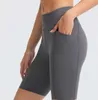 L14 Naked Sport Shorts Female Fitness Legings High midje Hip Lift Running Yoga Short Side Pockets Tights Snabbt torr Gym Sportswea5863155