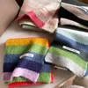 Bufanda de mohair a rayas de arcoíris para mujer, edición coreana de invierno, cuello corto a rayas de colores para estudiantes, bufanda corta cálida en INStyle 231015