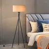 Vloerlampen Lamp Minimalistisch Scandinavisch LED Woonkamer Slaapkamer Verticaal Nachtkastje Muur Hoektafel Bank Sfeer