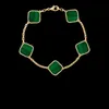 مصمم أساور Clover Bracelets سلسلة 19 سم مع شعار الرسمي الحجم الفاخر من أساور النساء اللوح الفاخرة 4/4 أوراق البرسيم لا تتلاشى