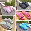 2023 Designer Slippers Rubber Sliders Platform Sandals Perforated Women Perforated Hole Slippers Mens Thick Bottom EVA Shoes Increased Non-Slip Scuffs With Box