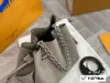 Bella totes cüzdan kova çantası mahina buzağı deri delikli monogramlar desen sapı çanta kadınları moda vintage crossbody omuz çantası kadınlar alışveriş sırt çantası