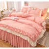 Ensembles Wostar Rose Princesse Style Housse de Couette Drap de Lit Taie d'oreiller 2 Personnes Luxe Double Ding Quatre Pièces Ensemble Queen King Size 230228u7zzTransparent Téléphone