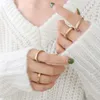 Pierścienie klastra Amaiyllis 18K Gold Light Luksusowy luksusowy łańcuch Blade Pierścień Mody Trend Trend Para biżuteria palca