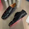 Högkvalitativ designer Business Mens Real Leather Shoes Classic Retro Boots Luxury Runway Red Soled Dress Shoes Leather Soled Loafers Office Men Dress Shoes HJ1378