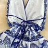 Robes décontractées Runway Off épaule Halter cou robe longue fluide femme col en V dos nu bleu et blanc porcelaine taille haute vacances