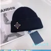 Piccolo cappello lavorato a maglia abbigliamento da donna moda uomo caramelle porno coppia autunno e inverno caldo lettera in pelle diamante