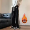 Pantalons pour hommes hiver polaire jambe large hommes épaissir chaud mode blanc côté streetwear mâle surdimensionné taille élastique pantalon droit